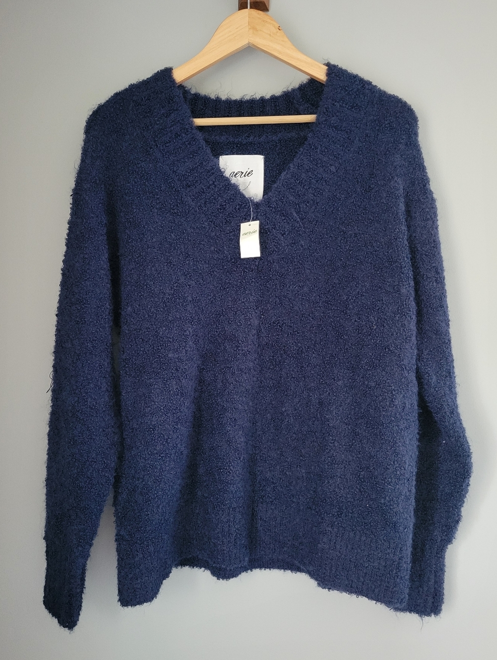 NWT Aerie Oversized V-neck Fuzzy Sweater Size XS Navy Blue Soft